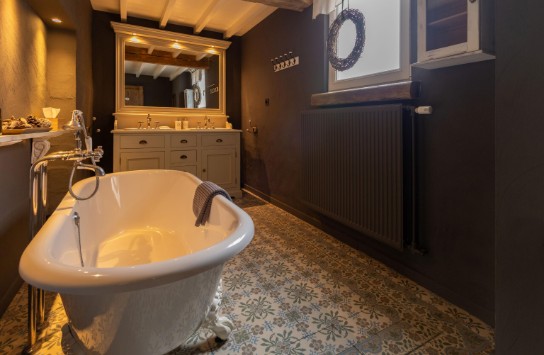 Maison Valérie - badkamers (vergroot foto)